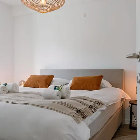 Huswell - Bright Modern Close To The Casino Appartamento Ostenda