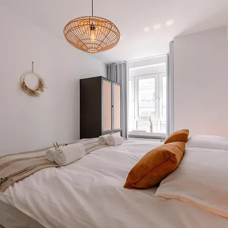 Huswell - Bright Modern Close To The Casino Appartement
