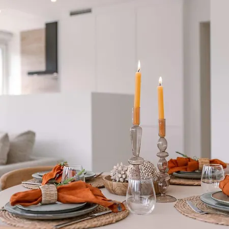 Huswell - Bright Modern Close To The Casino 아파트